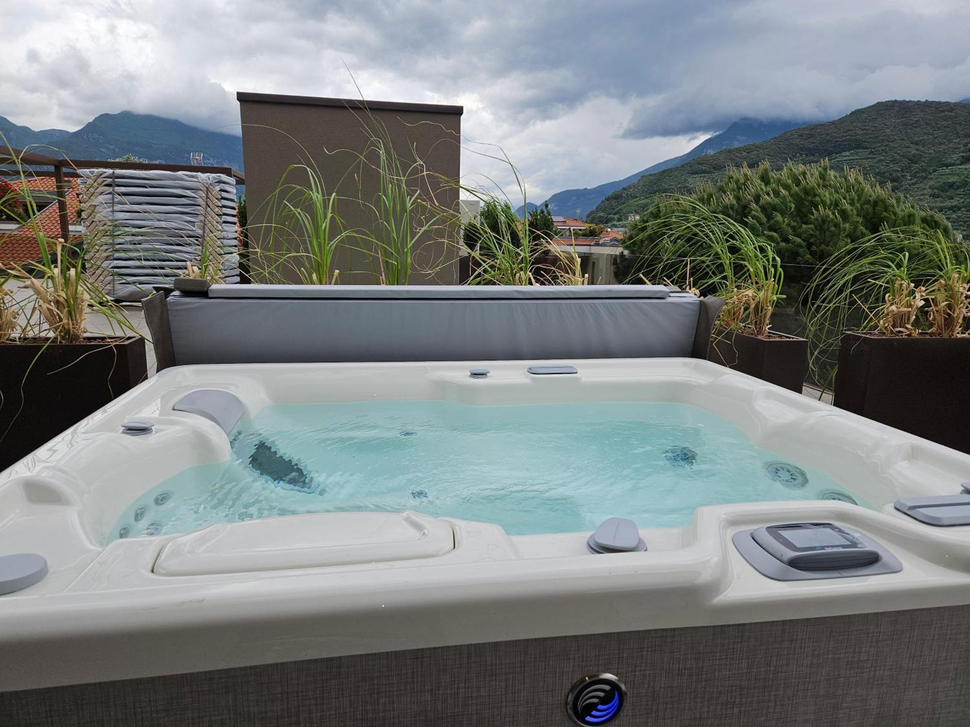 Paradise Aparthotel