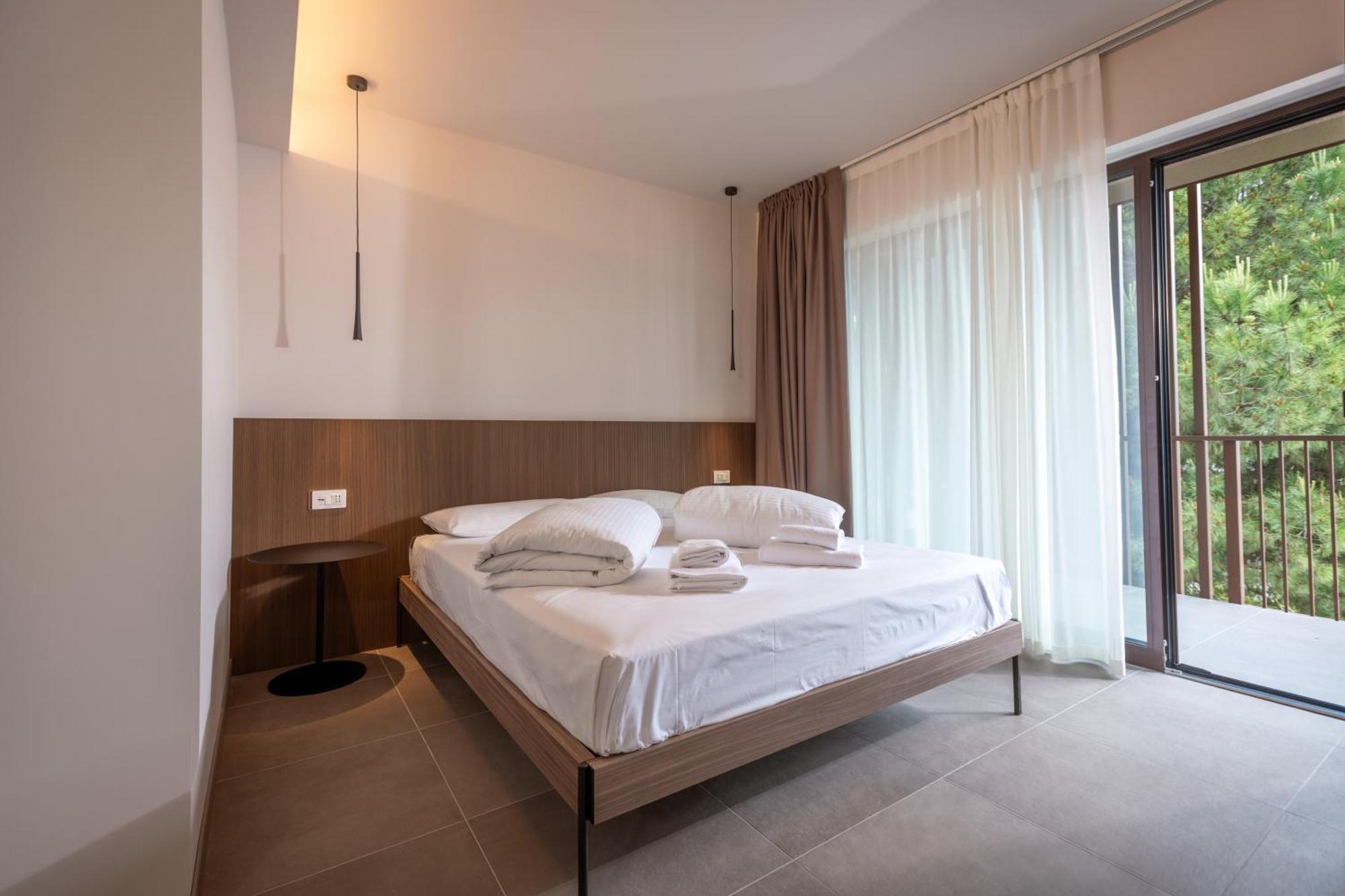 Paradise 3* Riva del Garda