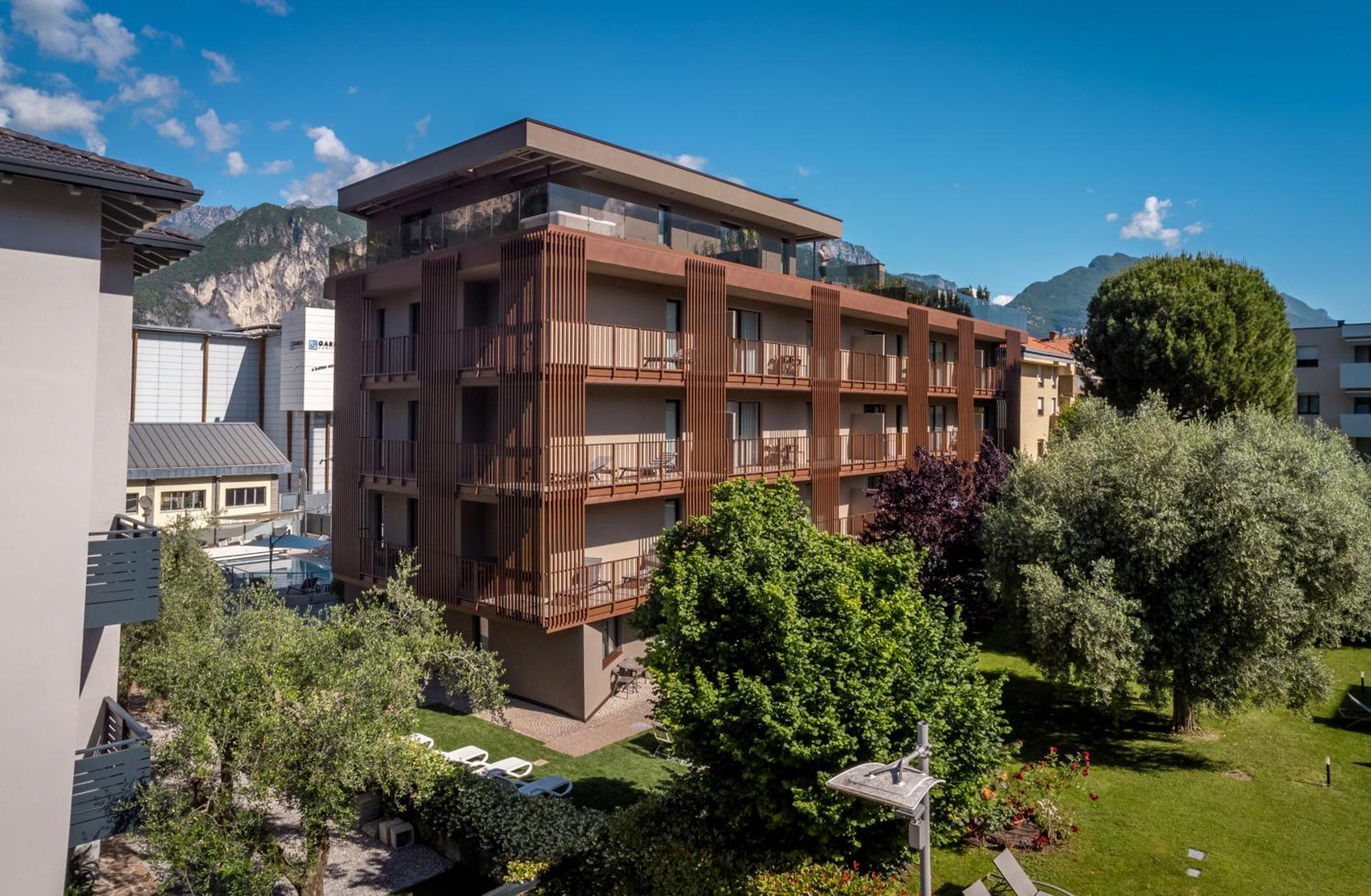 Paradise 3* Riva del Garda