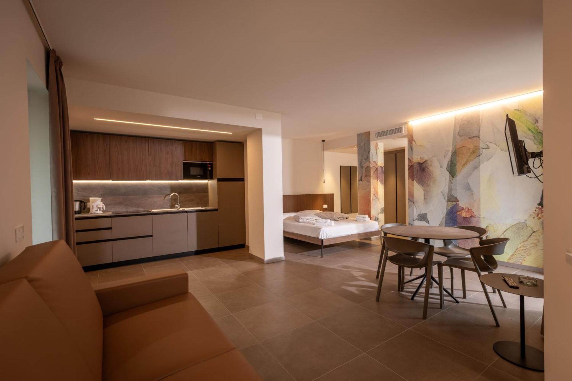 Paradise Aparthotel Riva del Garda